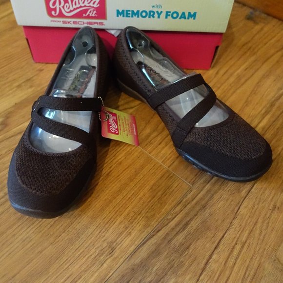 skechers breathe easy lucky lady